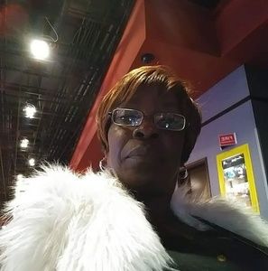 Meet your Posher, Sheila